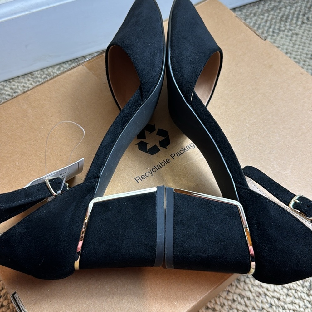 NWT - BCTEX COLL Pointed Toe Chunky Low Heels, Black Suede - Size 9.5 🖤 - Picture 11 of 16